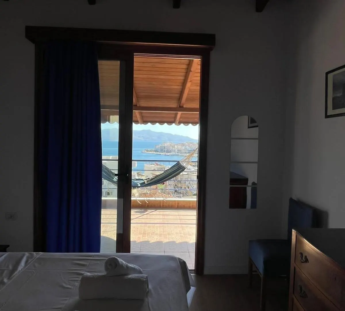 Apartment Blue Sea View Vila Sarande
